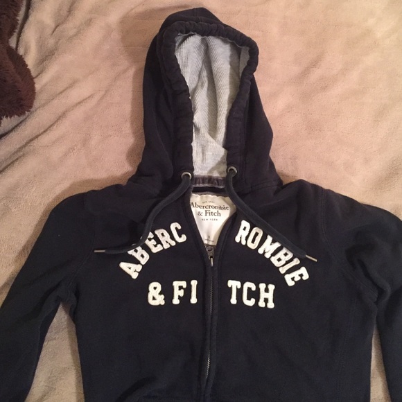 navy blue medium Abercrombie & Fitch sweatshirt