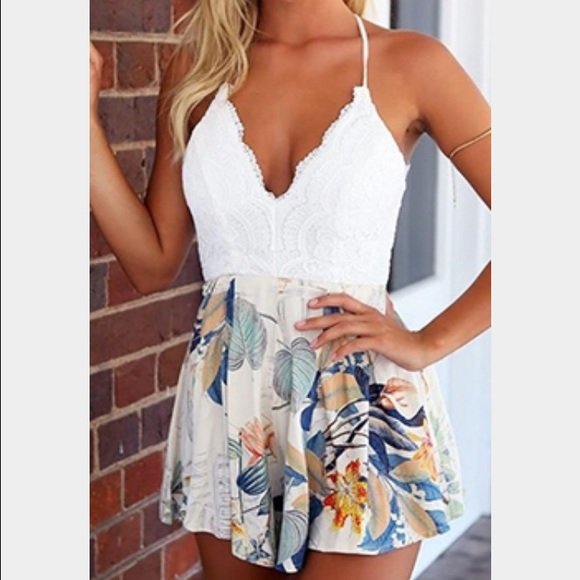 Gorgeous backless floral lace top romper!