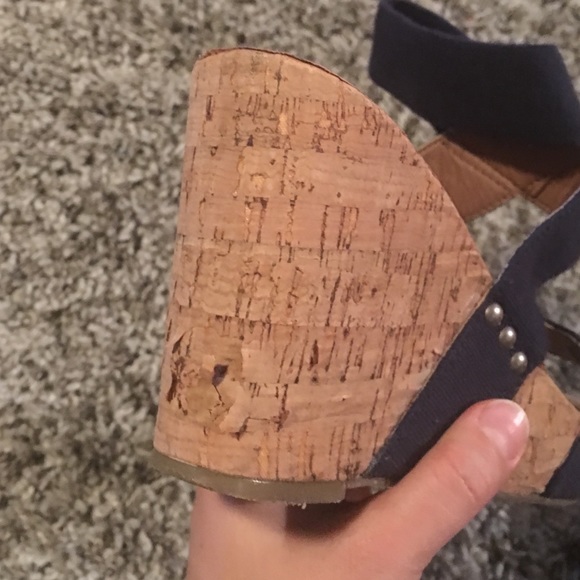 • SOLD • - Picture 4 of 4