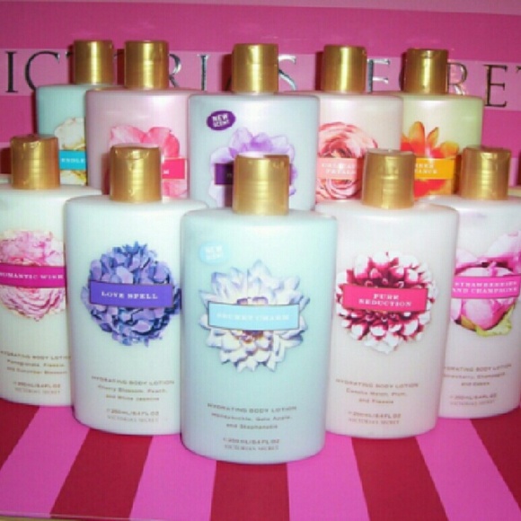 Mix set of V.S lotions