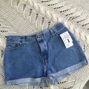 Levi's