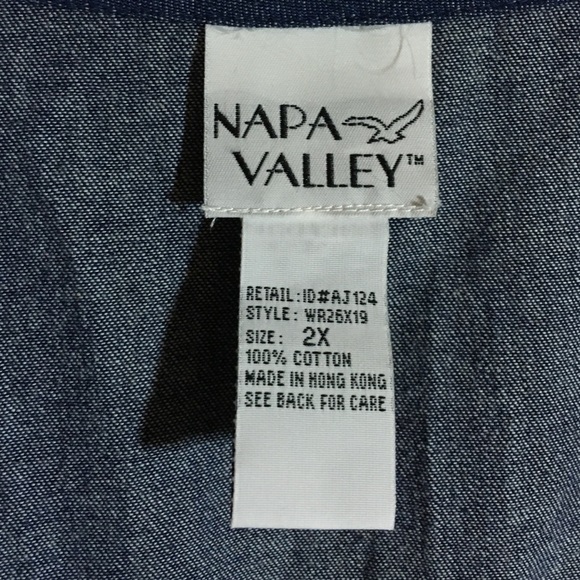 Denim embellished vest NWT. Size 2X - Picture 3 of 4