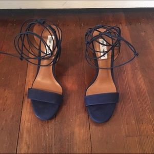 Blue suede ankle wrapped sandals by Steve Madden