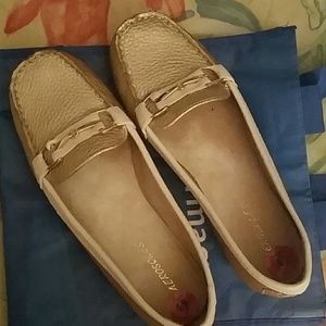 Aerosoles Gold & White Flats WITH buckle