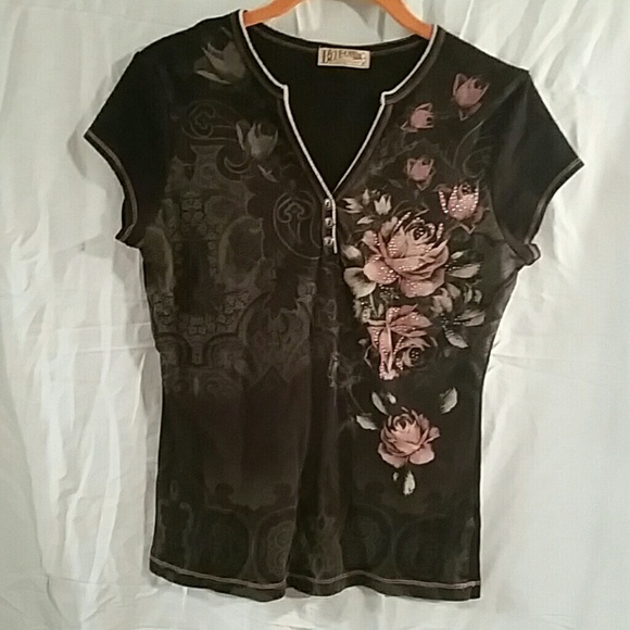 Short sleeve shirt