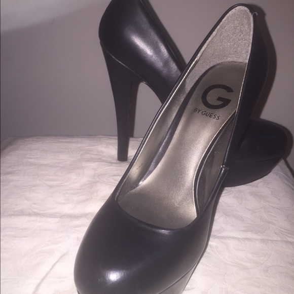 Guess gorgeous platforms