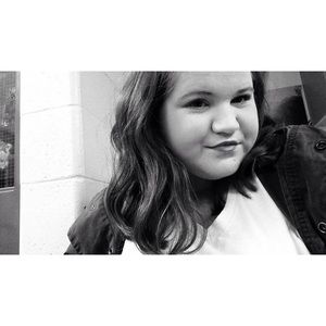 Meet your Posher, Madi