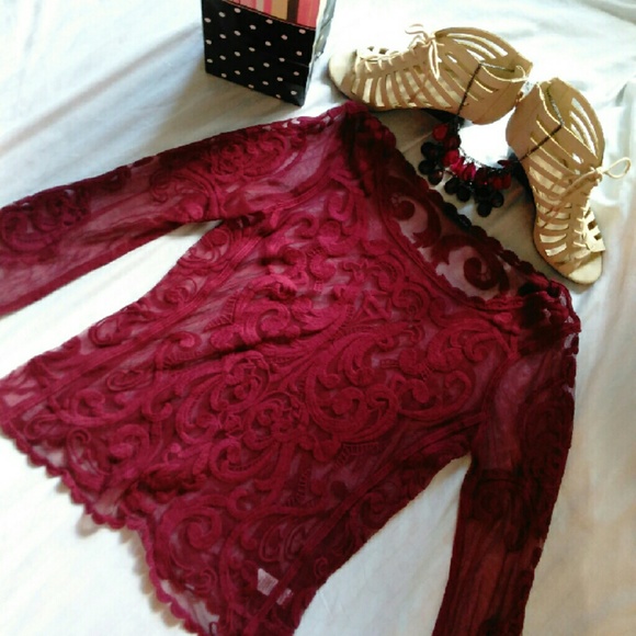 EXPRESS LACE BOHEMIAN TOP SIZE SMALL, NWOT - Picture 4 of 4