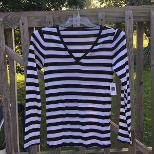 Gap Black and White Striped Long-Sleeve Shirt
