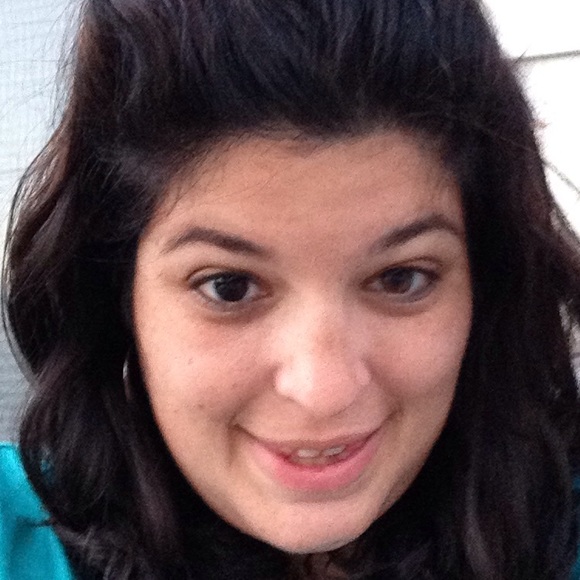 Meet your Posher, Christina - Picture 1 of 1