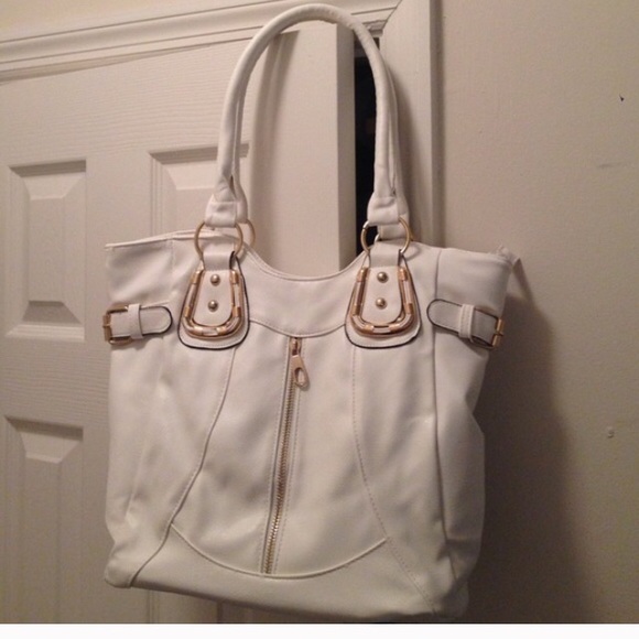 Elegant & Casual White Handbag