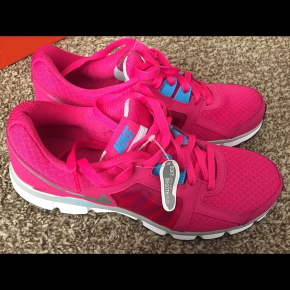 Nike Dual Fusion ST 2 Sz 10 Women Pink, Slv, Blu