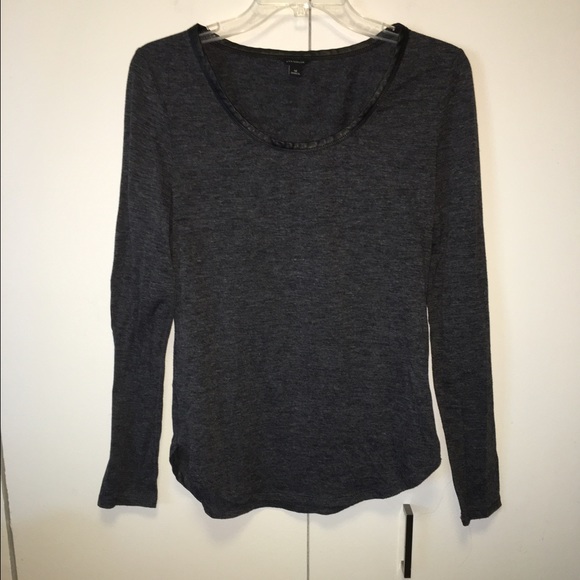 Reserved: Ann Taylor Long Sleeved T-shirt x3