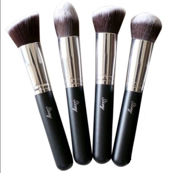 Stenny Cosmetics 4 pcs kabuki makeup brush set