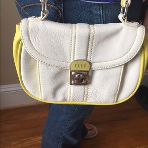 Elle yellow and white purse