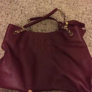 Tory Burch Thea chain shoulder slouchy tote red