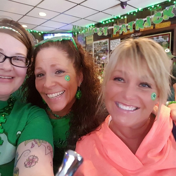 Meet your Posher, Karen - Picture 2 of 2