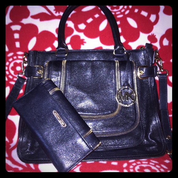 ❗️SOLD❗️MICHAEL KORS purse & wallet - Picture 1 of 4