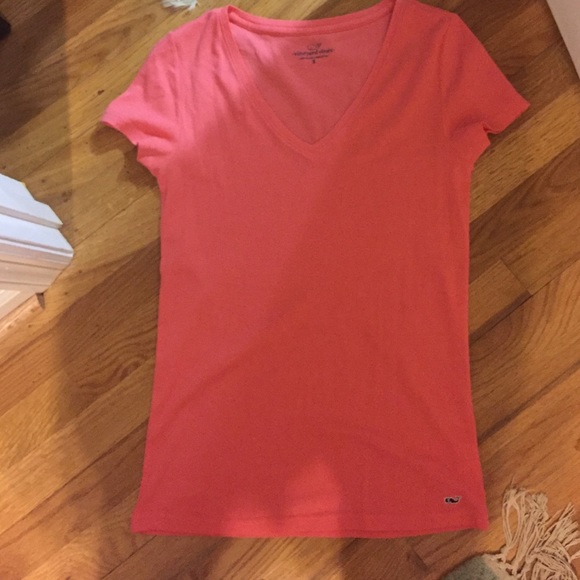 Vineyard Vines knit shirt