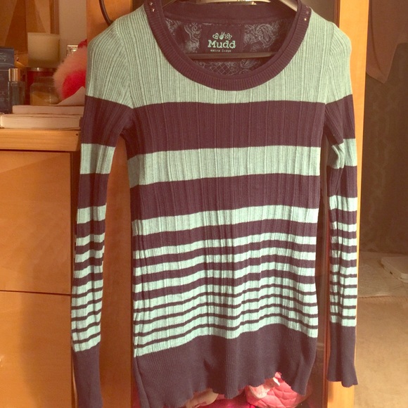 Long sleeve sweater