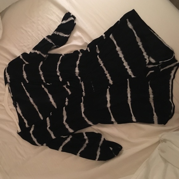 V neck tie dye romper