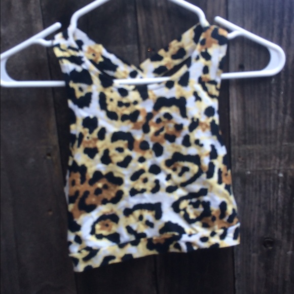Motel rocks leopard crop w/ mesh back - Picture 2 of 4