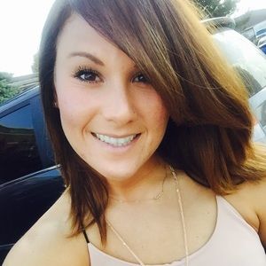 Meet your Posher, Shawna