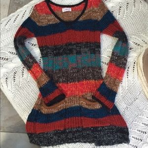 F & F  sweater