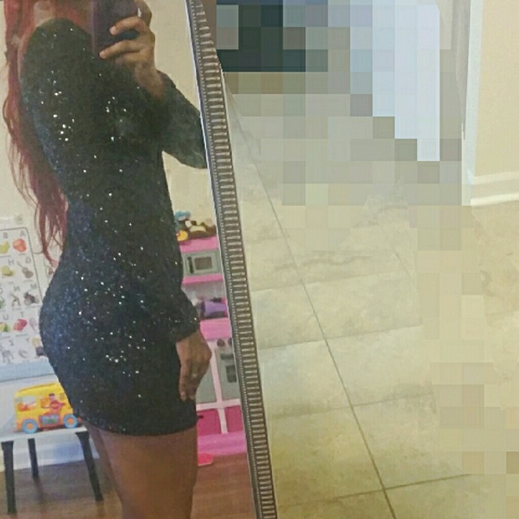 Low Back Shimmery Black Party Dress