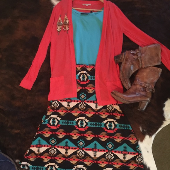 Bed | Stu Boots, western print skirt, tribal hippi - Picture 1 of 4