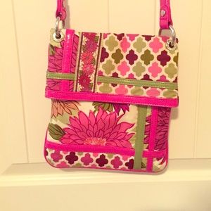 *SALE! LAST CHANCE!* Floral Vera Bradley Crossbody