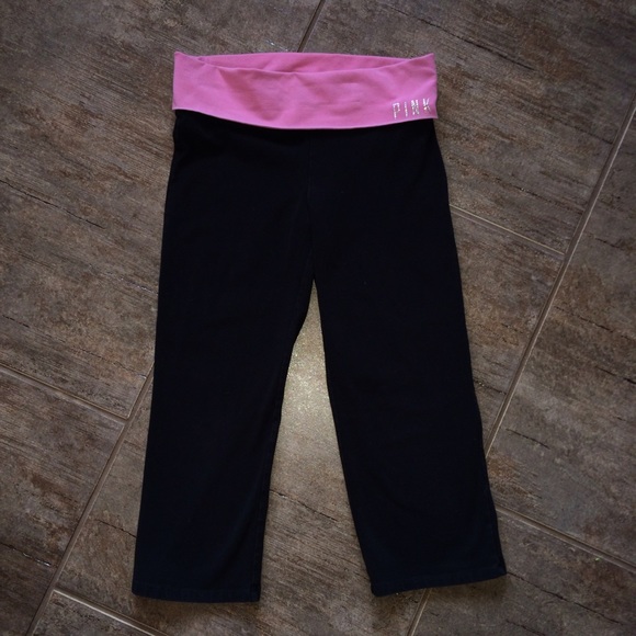 VS PINK cropped yoga pants