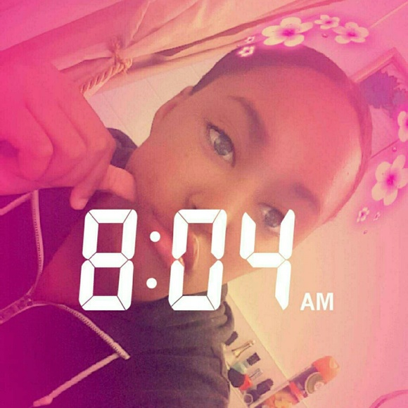 Meet your Posher, Allie - Picture 1 of 1