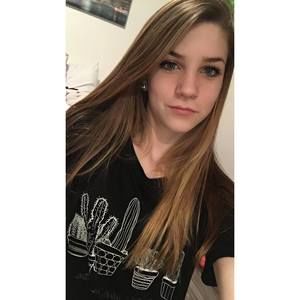 Meet your Posher, Olivia