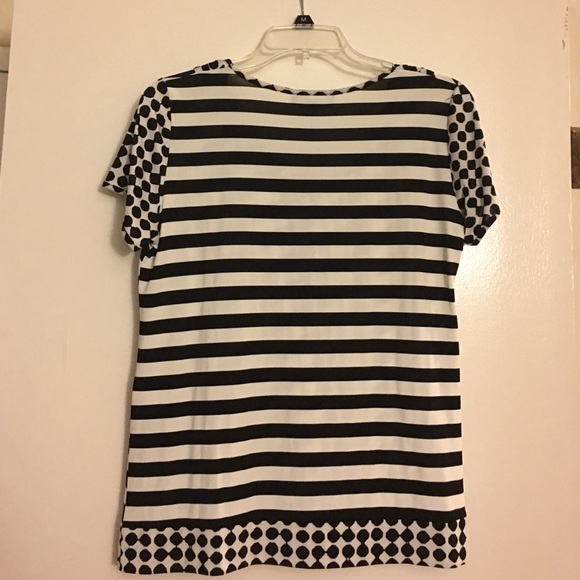 NWT Black and White Top - Picture 2 of 3