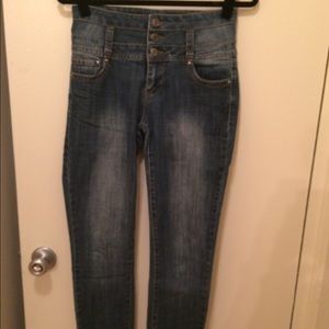 3-button light wash/faded skinny jeans