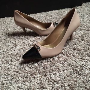 FLASH SALE❗️BRAND NEW COACH HEELS😍