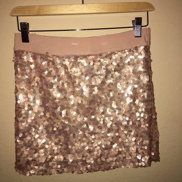 Sequined skirt!