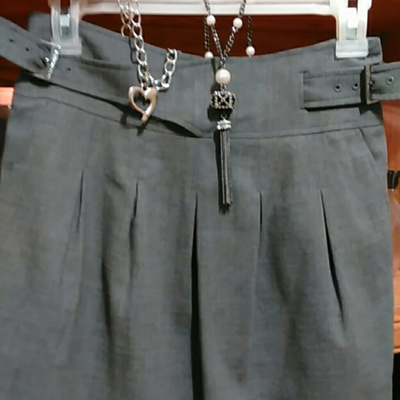 BCBG MAXAZRIA SKIRT SIZE 2, NEW WITHOUT TAGS - Picture 4 of 4