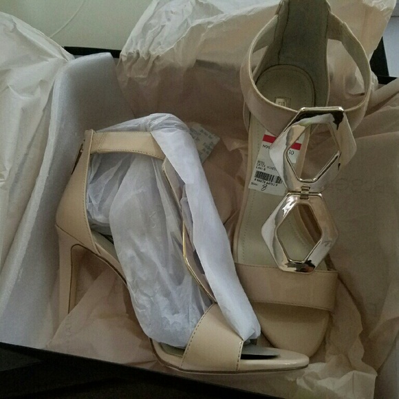 BCBGENERATION - Picture 2 of 4