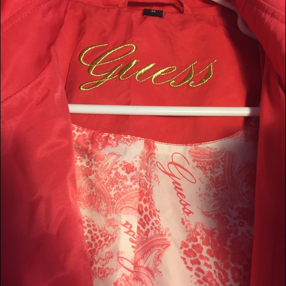Pink Ruffled Guess Trench - Picture 3 of 6