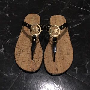 MICHAEL KORS SANDALS PRICE IS FIRM