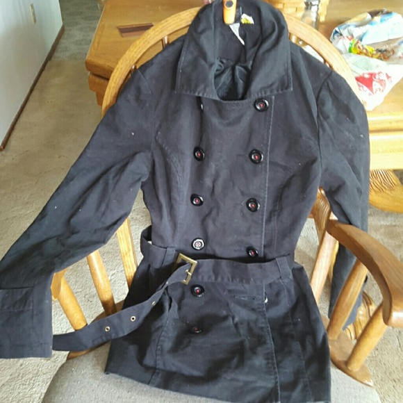 100% cotton black thigh length coat