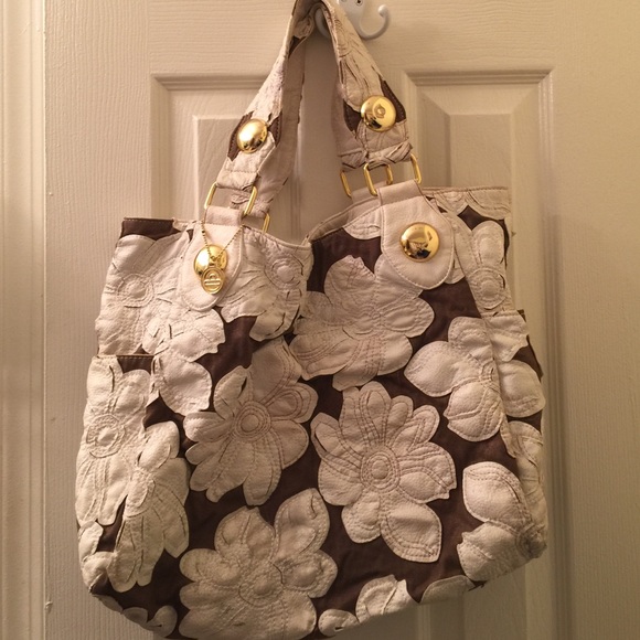 Flower patterned purse