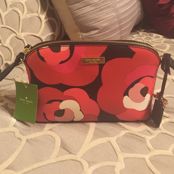 kate spade Handbags - Kate Spade Crossbody- NWT