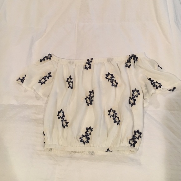 ASTR crop top