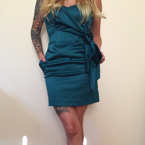 Deep teal mini dress Size 3 with pockets! Straples - Picture 1 of 4