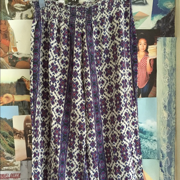 Brandy Melville Patterned Pants