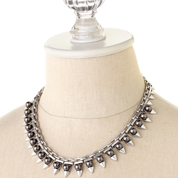 Rebel Pearl Necklace - NEW!