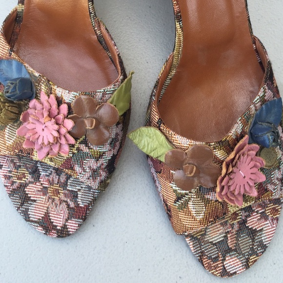 Moschino jacquard heels